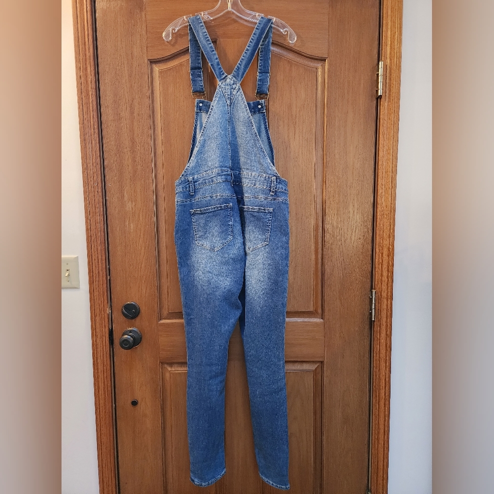 Jean SkinnyLeg BibOveralls Size Large